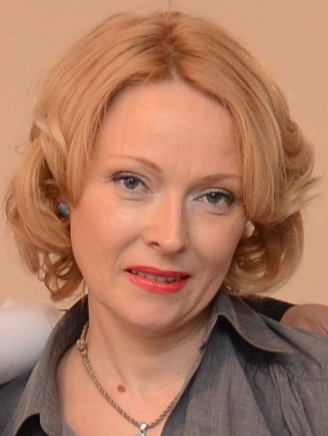 Yana Bykova 